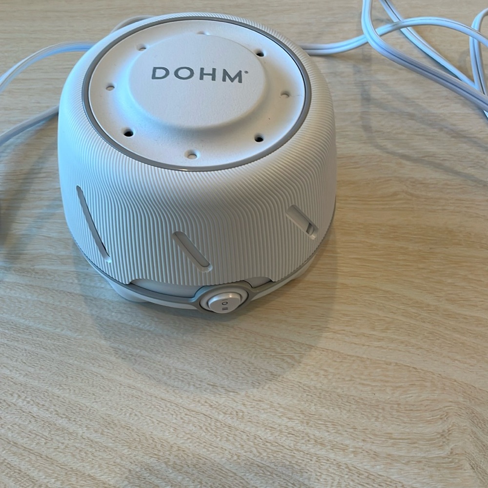 Dohm yogasleep sound machine